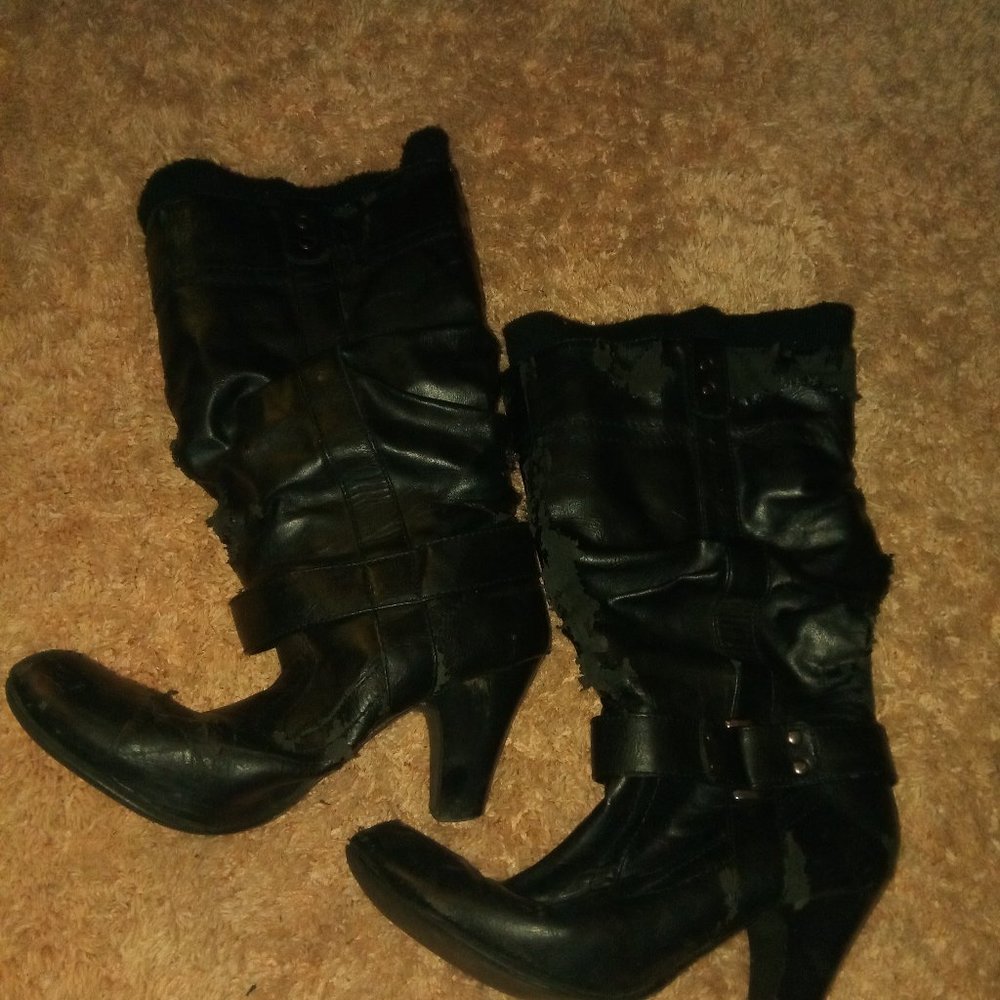 Black boots